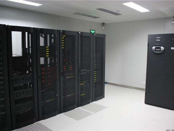 機房動環監控系統品牌該怎么選呢？
